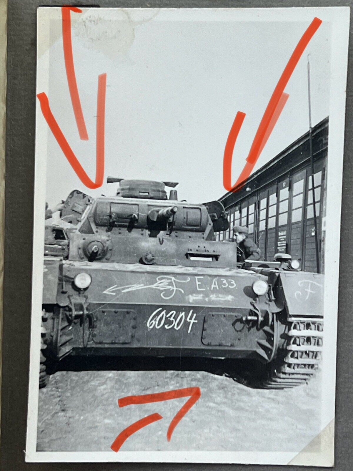 Pz.Kpfw. III Ausf.C (Fgst.Nr.60304) {001}{a}.jpg